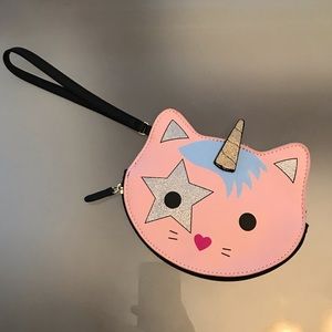 Like NEW! Luv Betsey Johnson wristlet